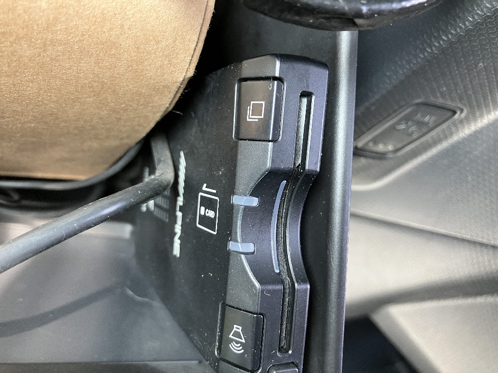 ミツビシ　デリカＤ：２　S17枚目