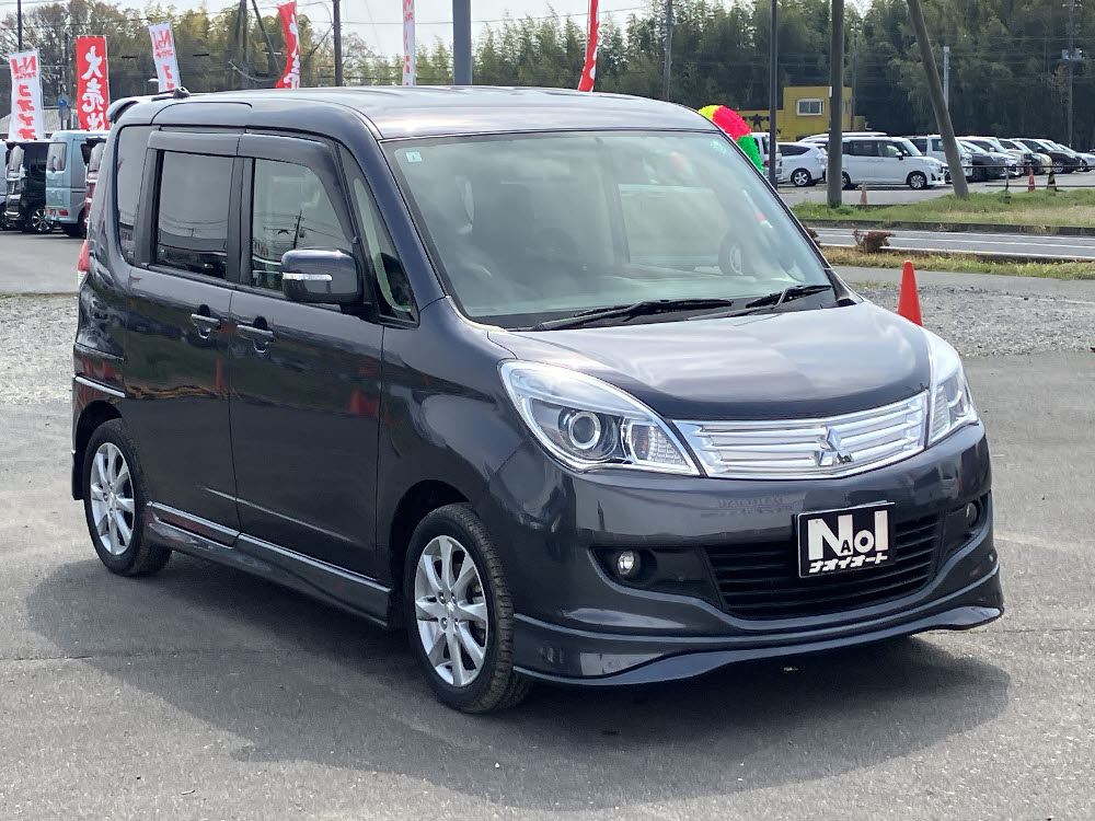 ミツビシ　デリカＤ：２　S2枚目