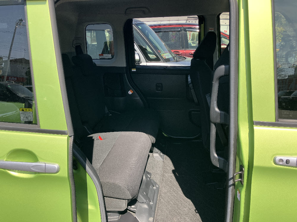 トヨタ　ルーミー　XS9枚目