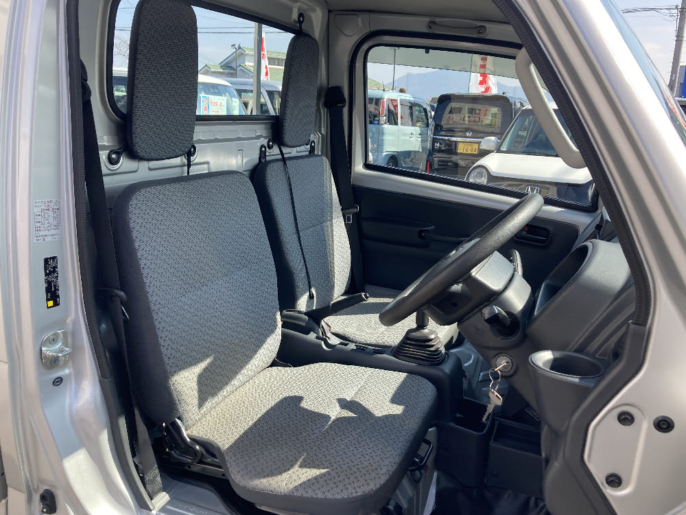 ニッサン NT100クリッパー DX 5MT10枚目