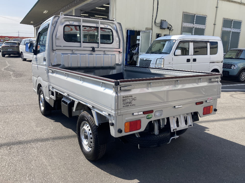 ニッサン NT100クリッパー DX 5MT6枚目