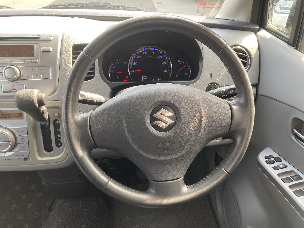 スズキ　ワゴンＲ　FXリミテッドⅡ11枚目