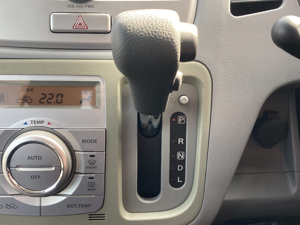 スズキ　ワゴンＲ　FXリミテッドⅡ15枚目