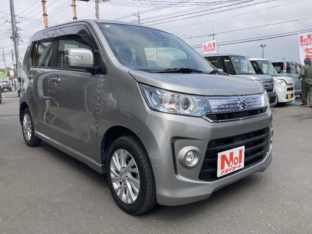 スズキ ワゴンRスティングレー X2枚目
