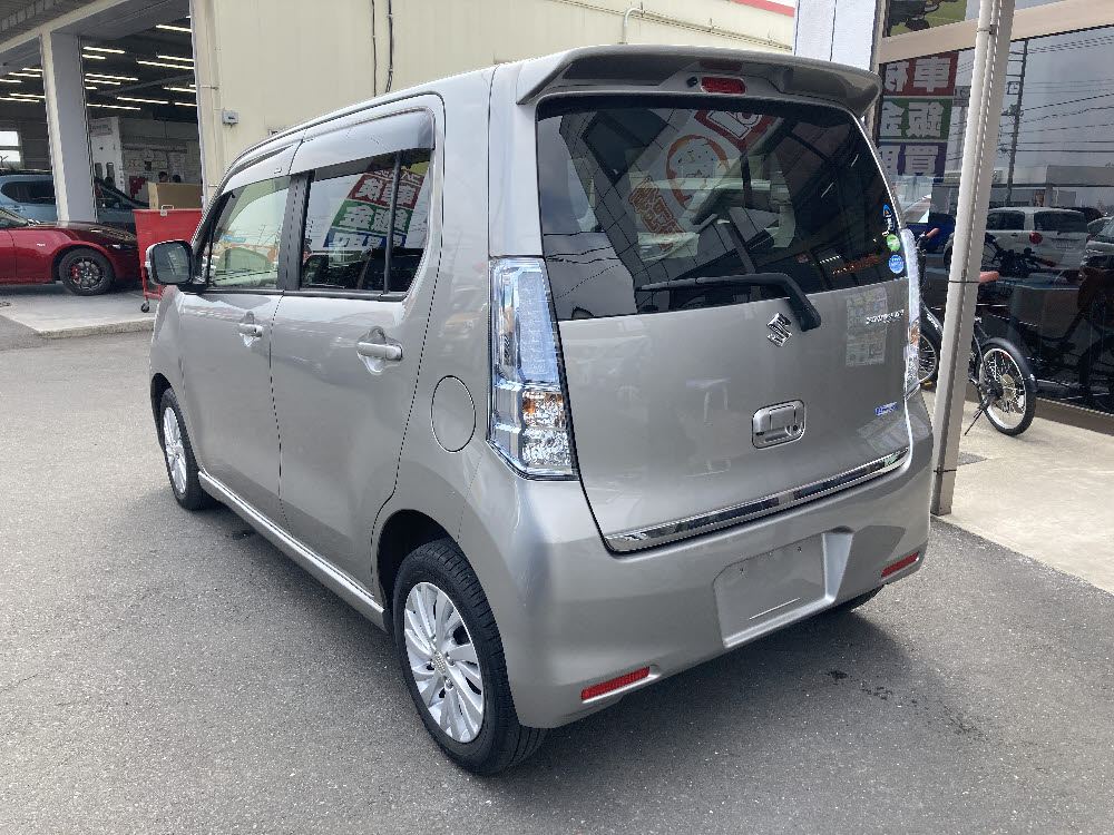 スズキ ワゴンRスティングレー X6枚目