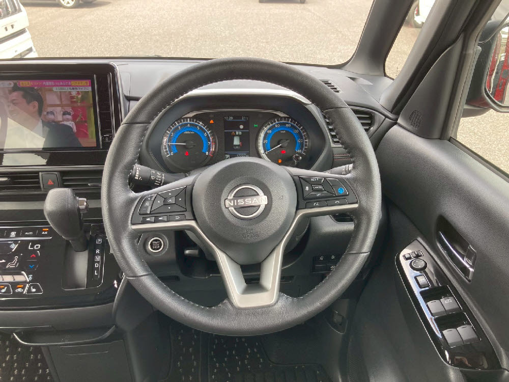 ニッサン　ルークス　ハイウェイスターGターボプロパイロットED12枚目