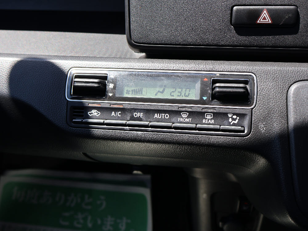 スズキ ワゴンR HYBRID FXセーフティP 8枚目