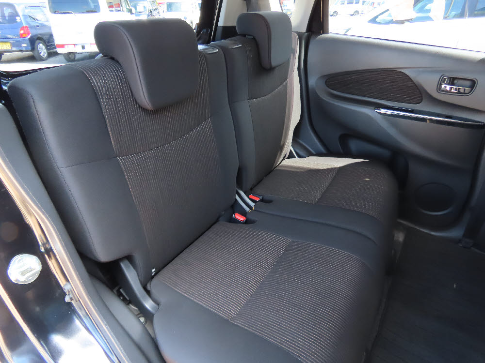 ニッサン　デイズ　ハイウェイスターGターボ10枚目