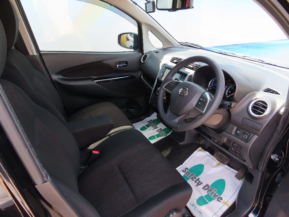 ニッサン　デイズ　ハイウェイスターGターボ8枚目