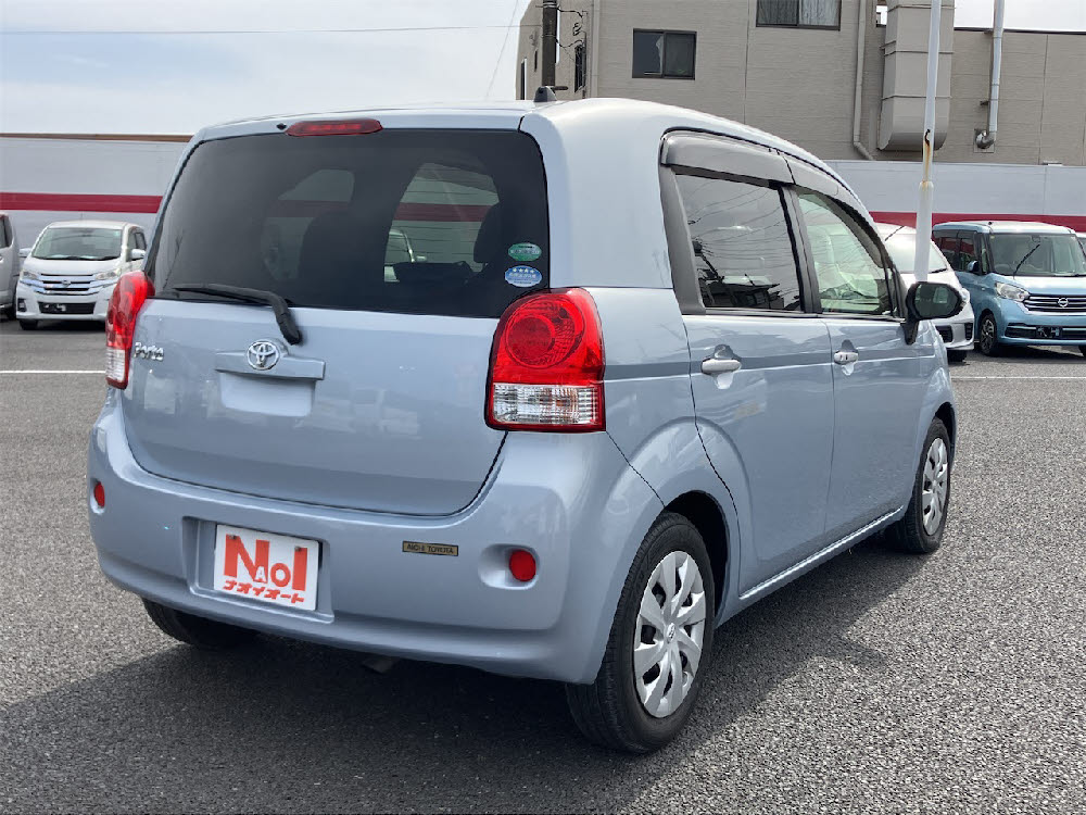 トヨタ　ポルテ　X7枚目