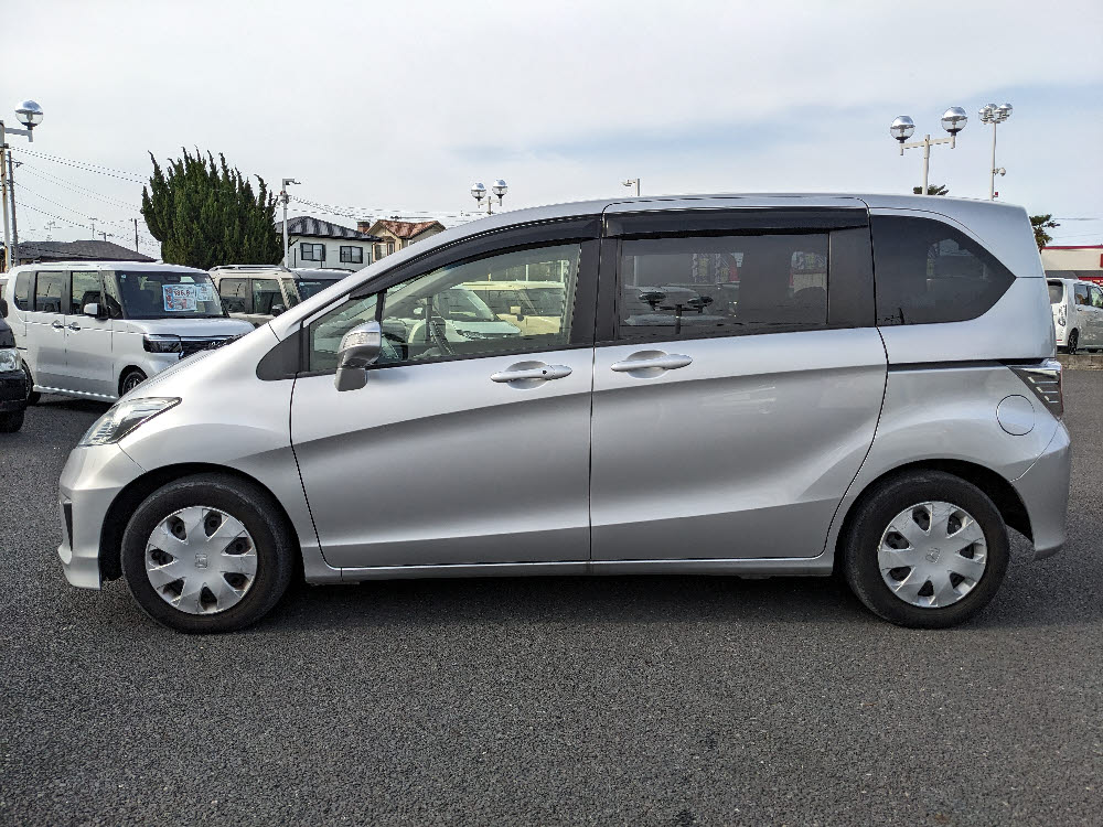 ホンダ　フリード　Gジャストセレクション4枚目