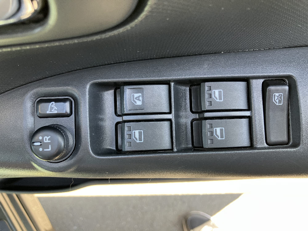 ダイハツ　タントカスタム　RS18枚目