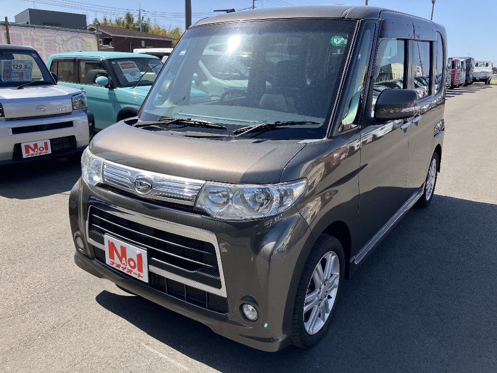 ダイハツ　タントカスタム　RS2枚目