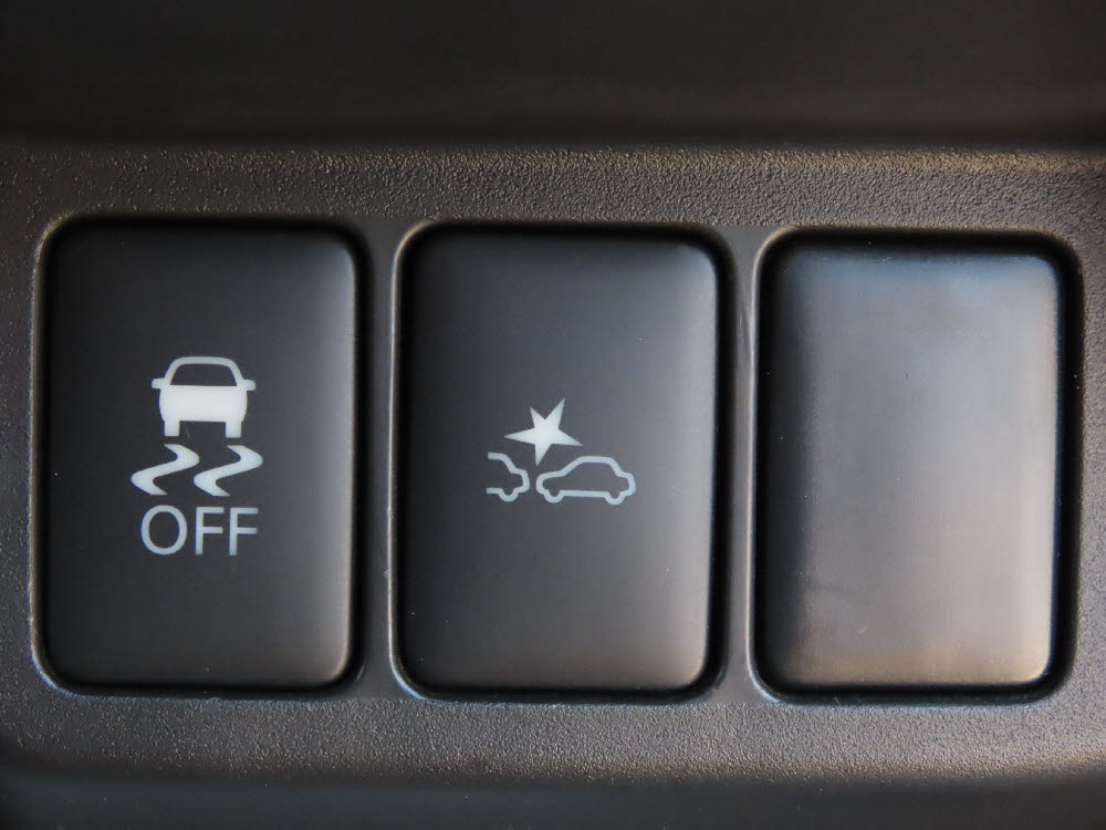 ニッサン　デイズ　ハイウェイスターG　エマB19枚目