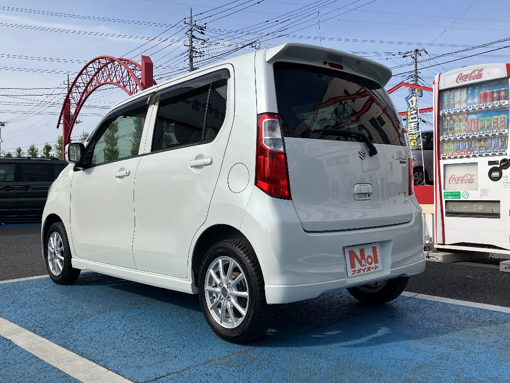 スズキ　ワゴンＲ　FXリミテッド7枚目