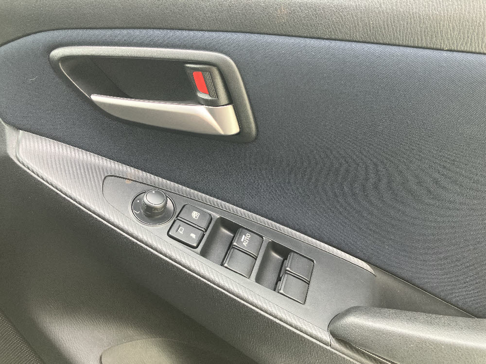 マツダ　デミオ　13S16枚目