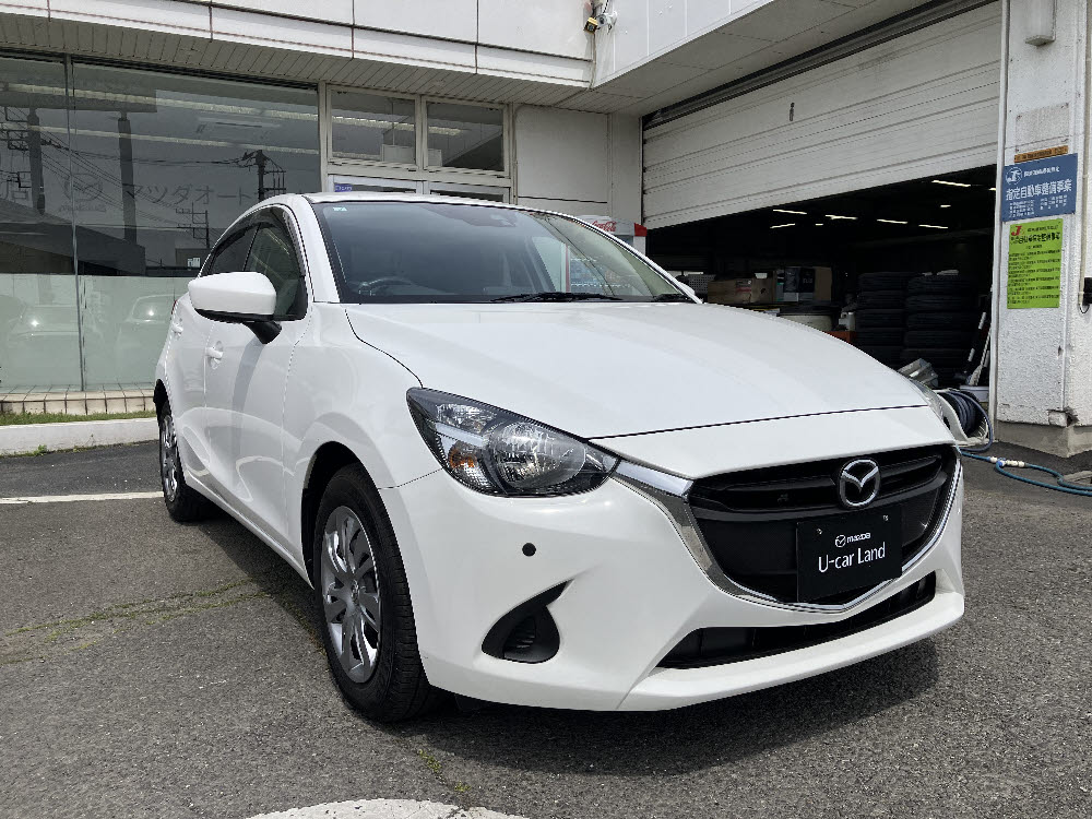 マツダ　デミオ　13S2枚目