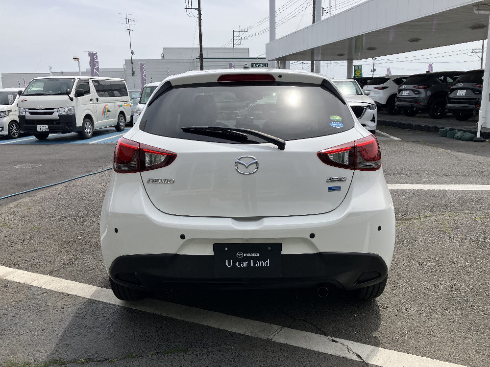 マツダ　デミオ　13S5枚目