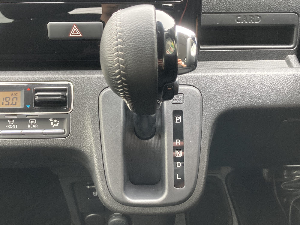 マツダ　フレア　ハイブリッドXS16枚目