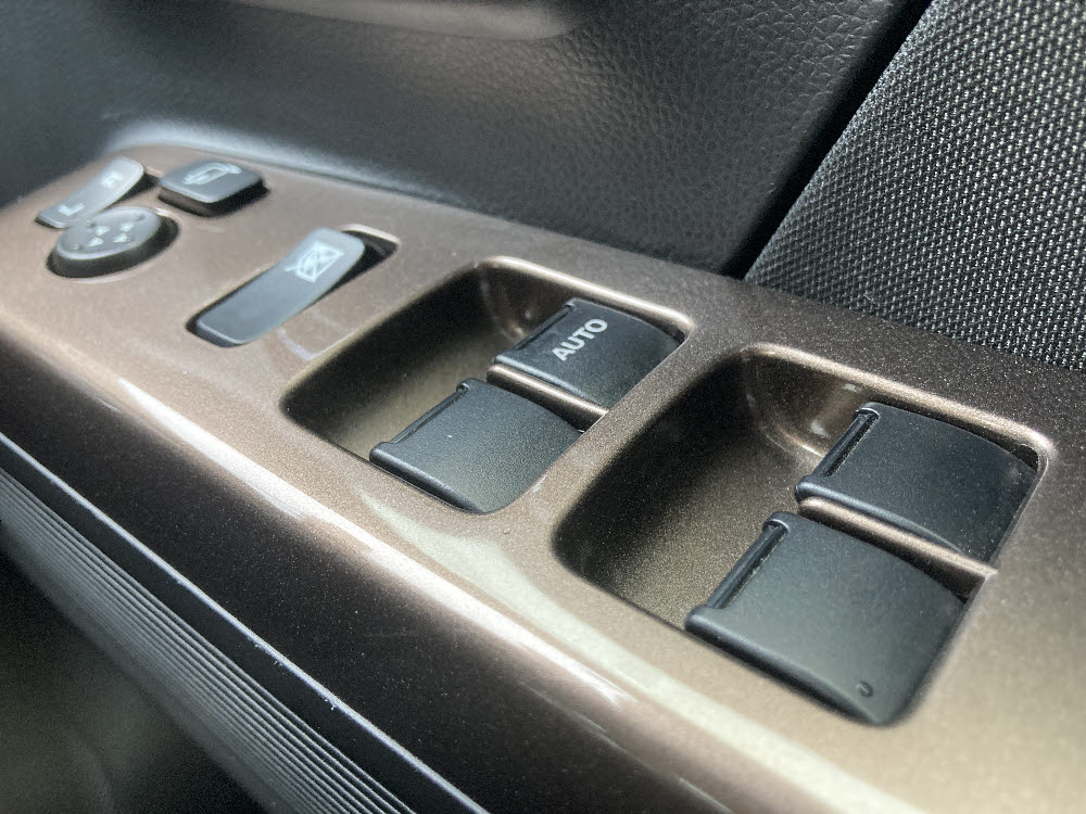 マツダ　フレア　ハイブリッドXS17枚目