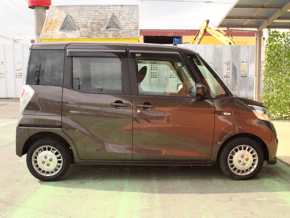 ニッサン　デイズルークス　ボレロ3枚目