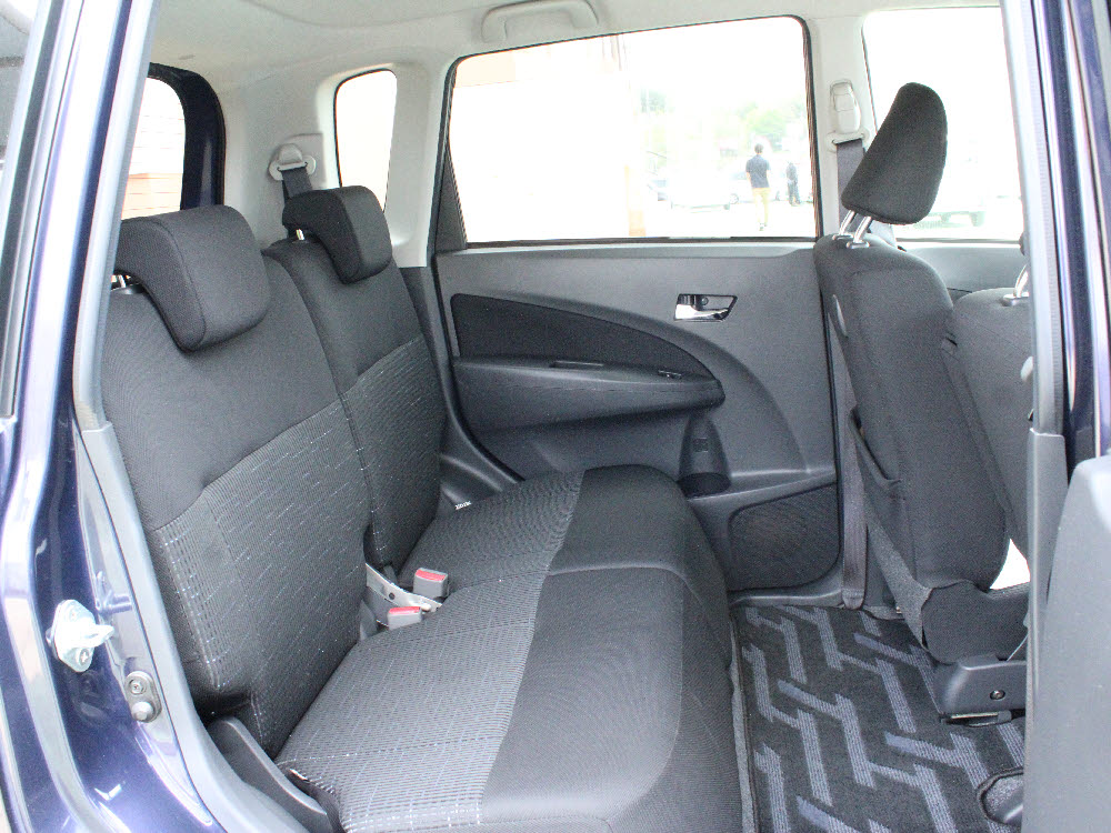 スバル　ステラカスタム　Rスマートアシスト13枚目