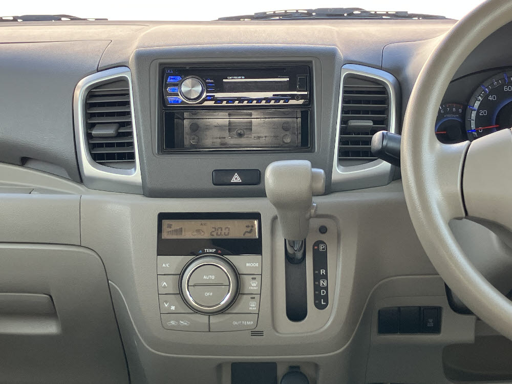 スズキ　スペーシア　X5枚目