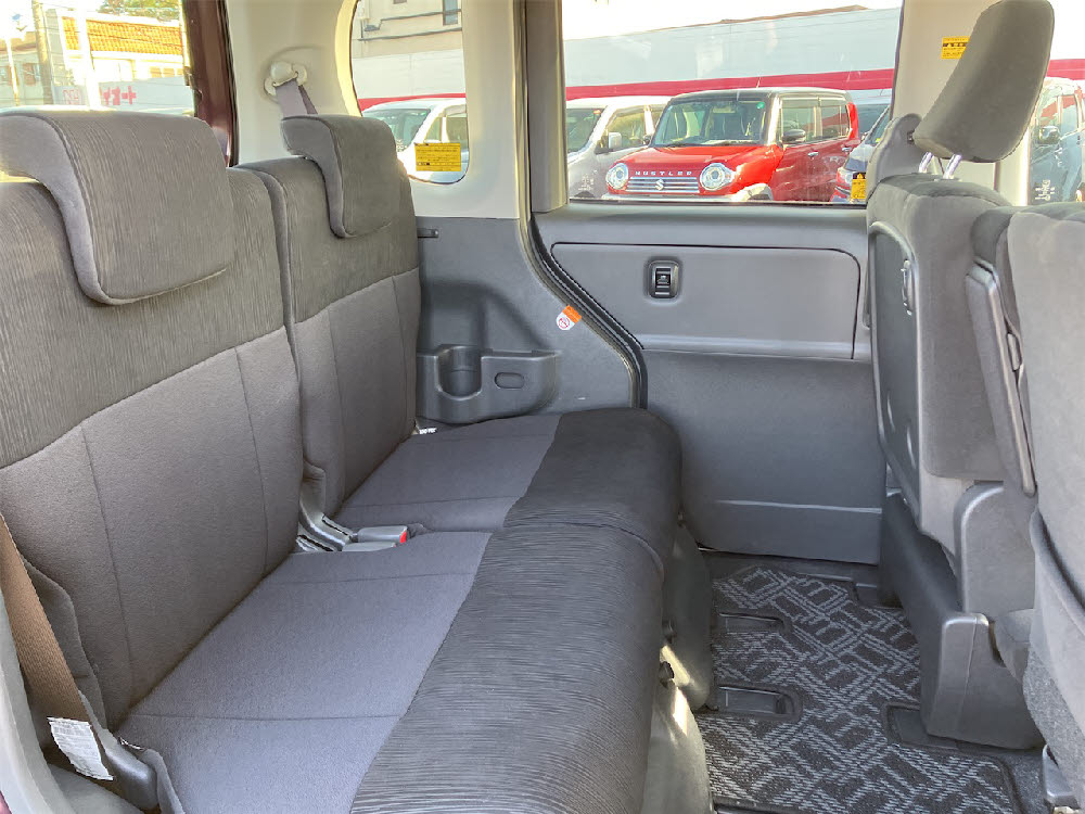 ダイハツ　タントカスタム　RS11枚目