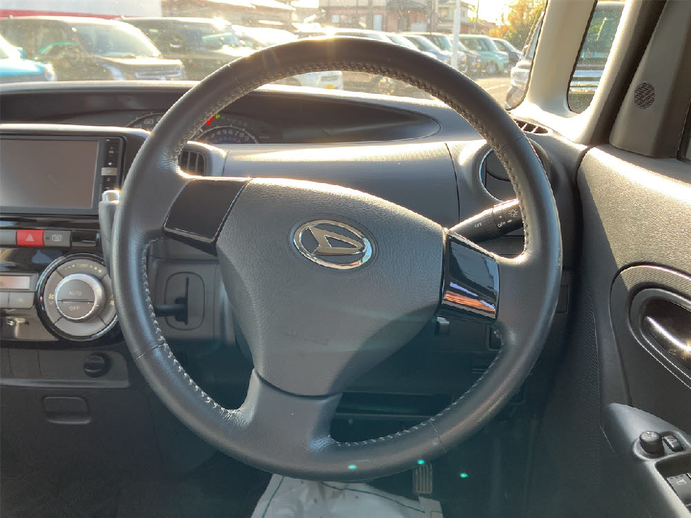 ダイハツ　タントカスタム　RS13枚目