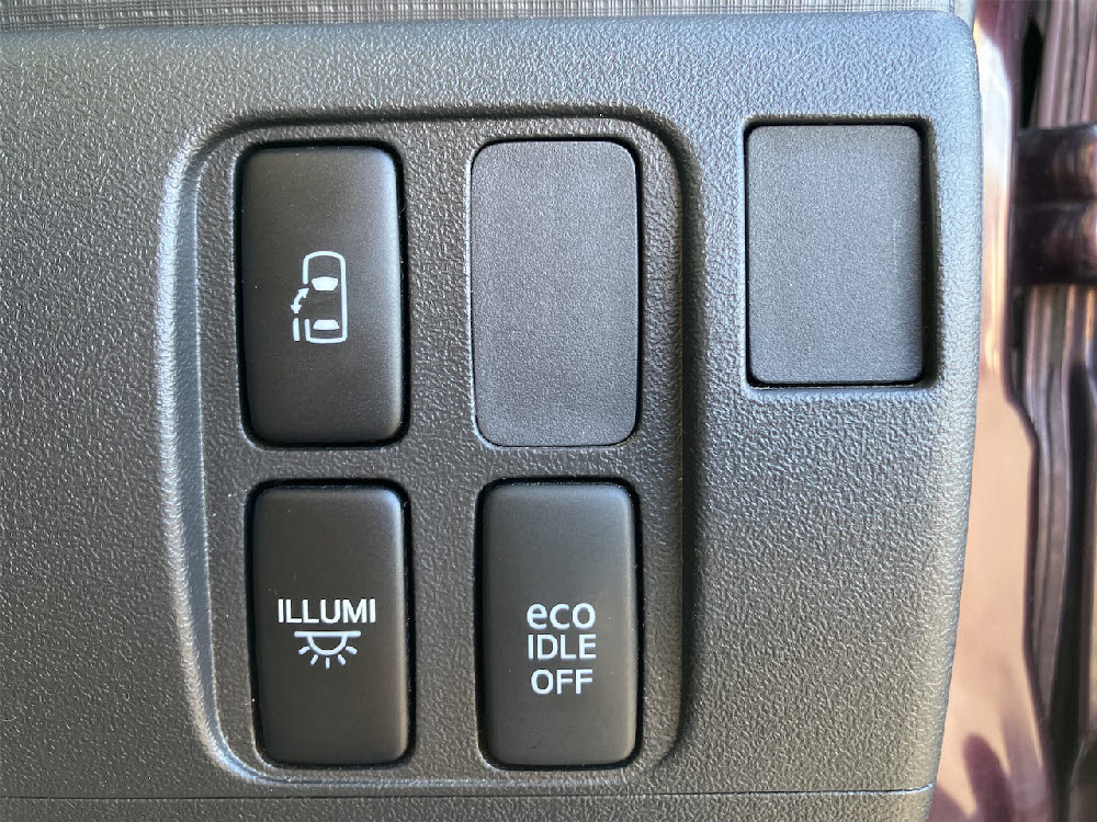 ダイハツ　タントカスタム　RS18枚目