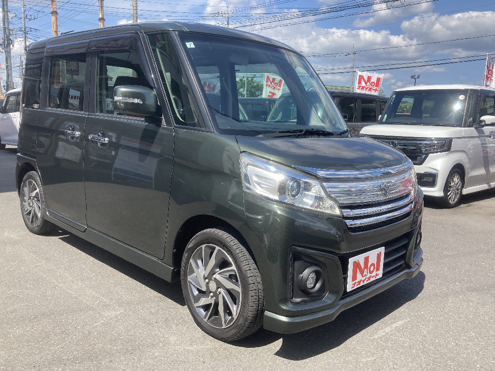 スズキ　スペーシアカスタム　XS2枚目
