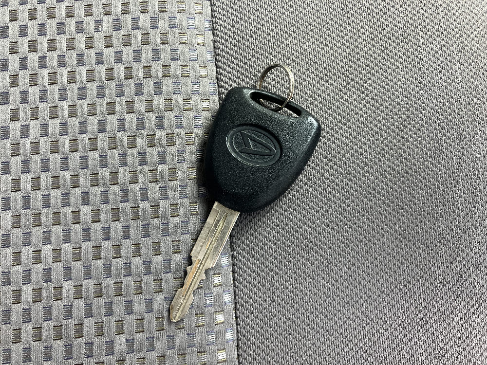 ダイハツ　ミライース　L-SA10枚目