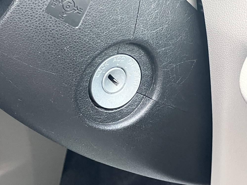 ダイハツ　ミライース　L-SA11枚目