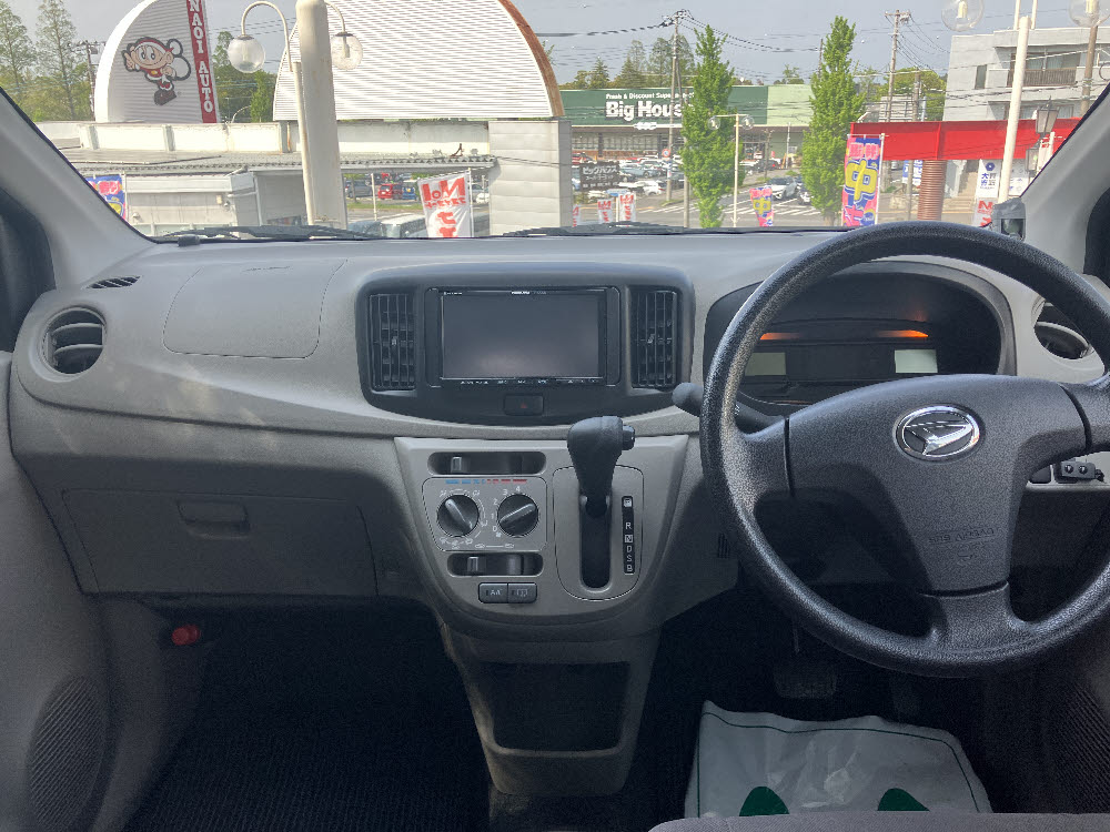 ダイハツ　ミライース　L-SA7枚目