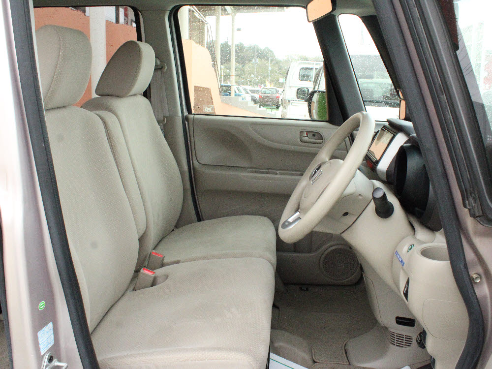 ホンダ　Ｎ ＢＯＸ　G・Lパッケージ14枚目