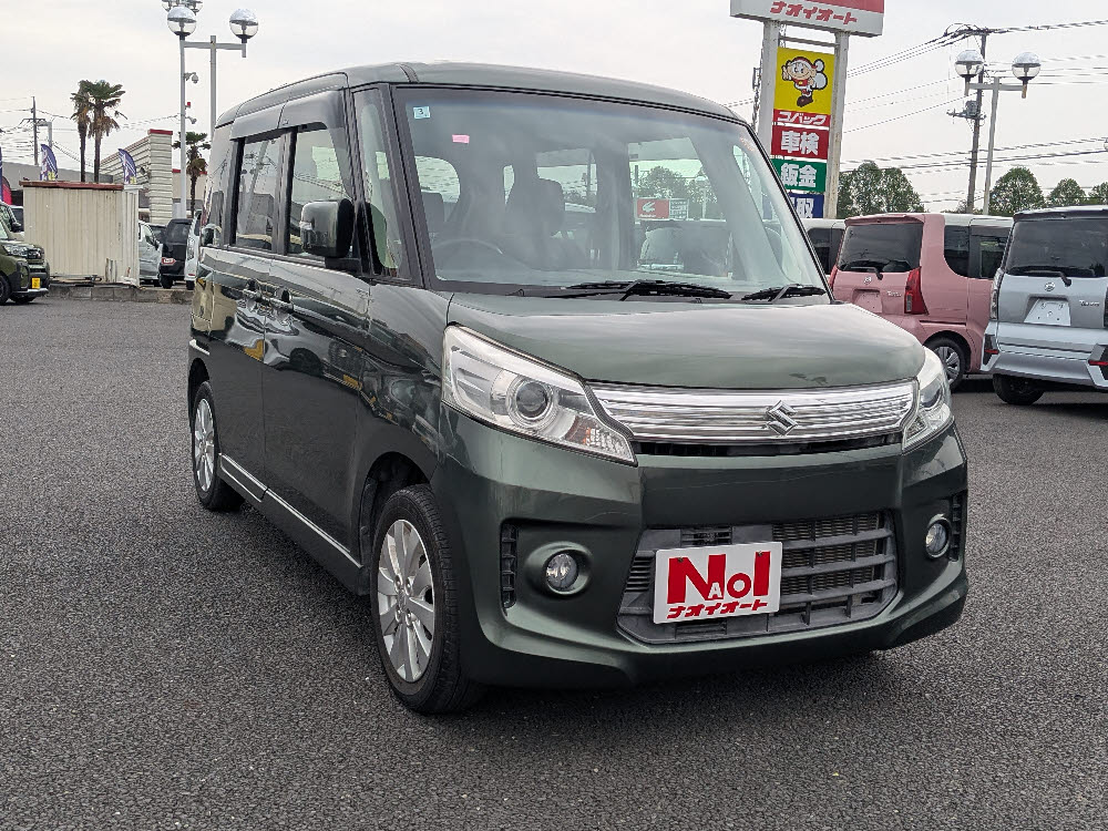 スズキ　スペーシアカスタム　XS2枚目