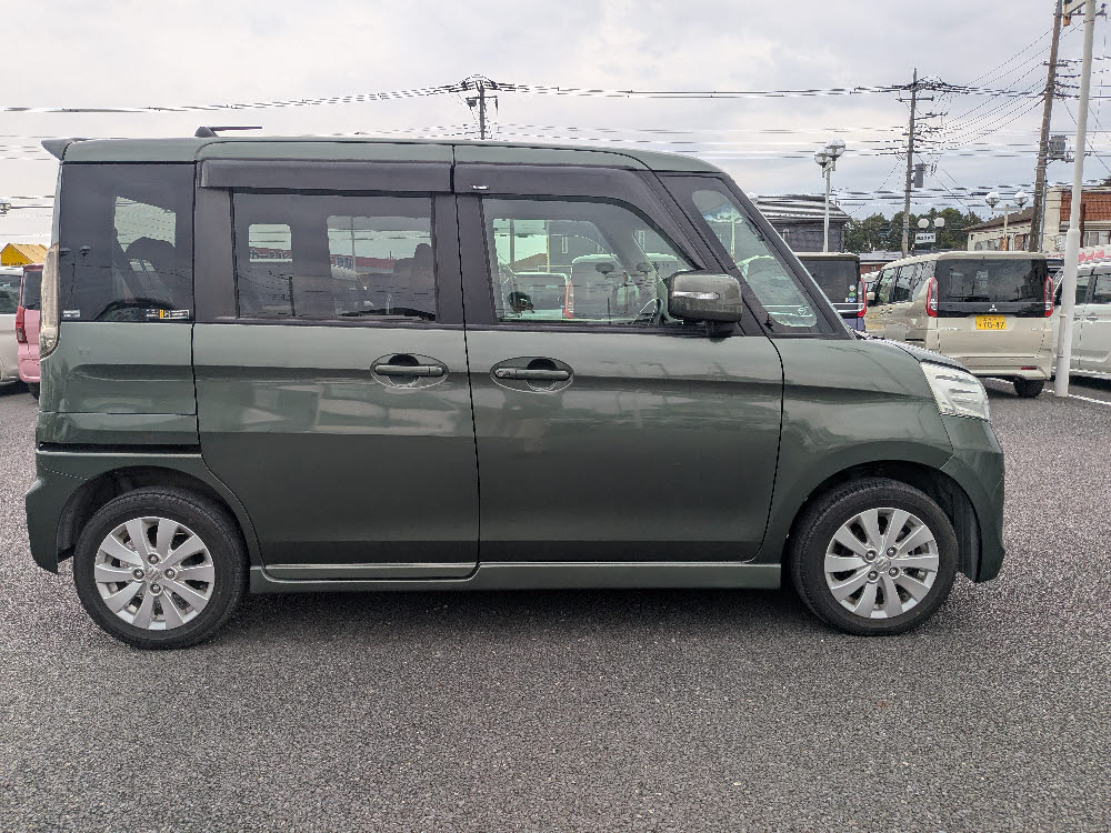 スズキ　スペーシアカスタム　XS3枚目