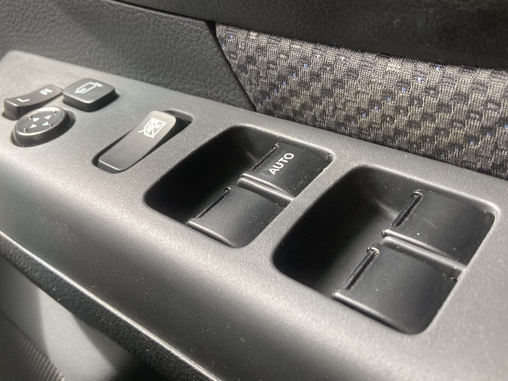 スズキ　スペーシア　X　DCBS18枚目