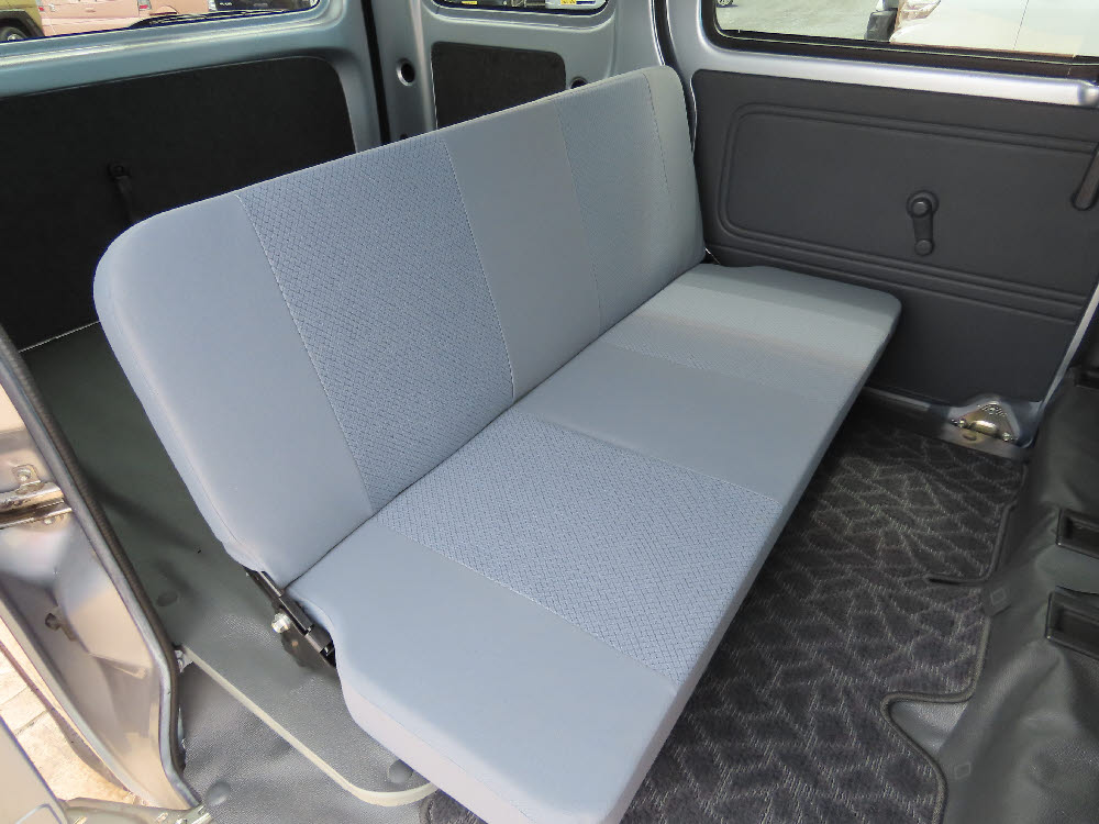 ダイハツ　ハイゼットカーゴ　DX　MT10枚目