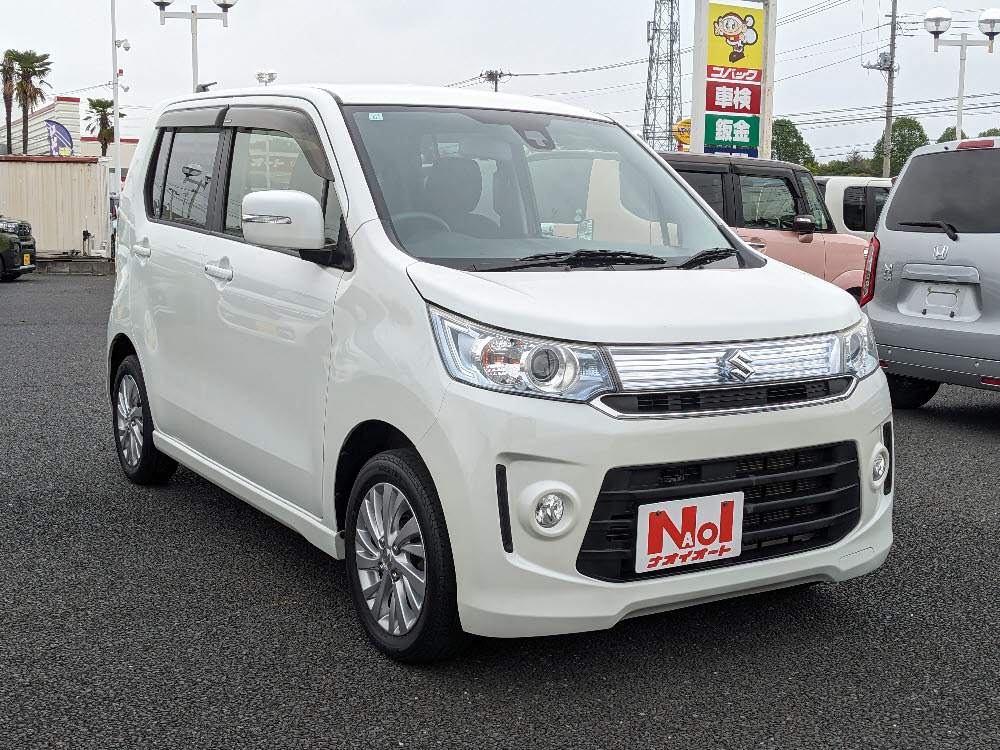 スズキ ワゴンRスティングレー X2枚目
