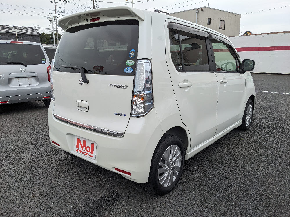 スズキ ワゴンRスティングレー X6枚目
