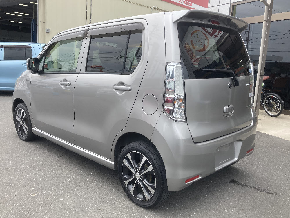 スズキ　ワゴンR20周年記念車6枚目