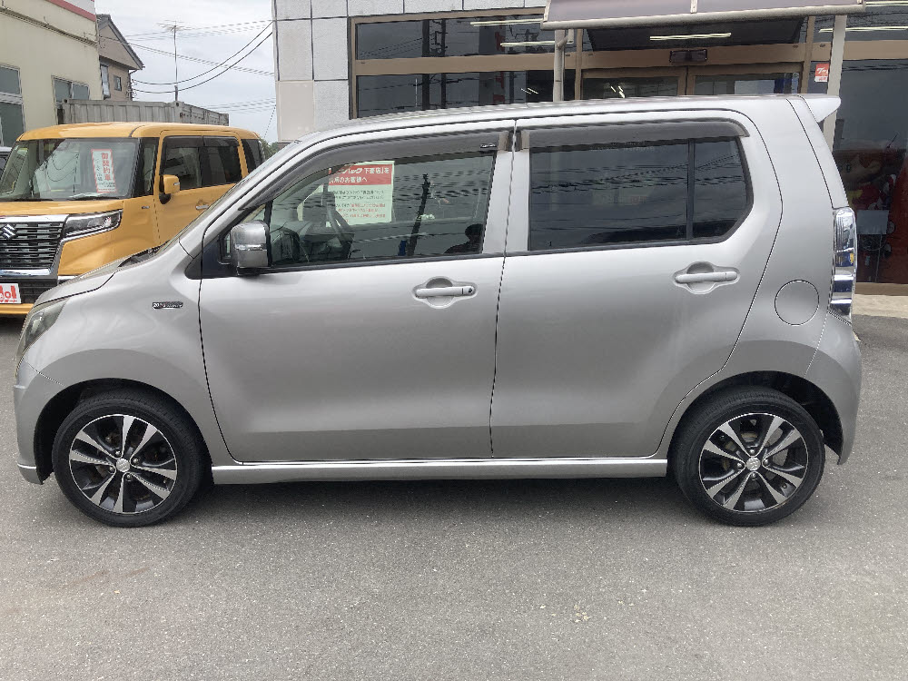 スズキ　ワゴンR20周年記念車7枚目