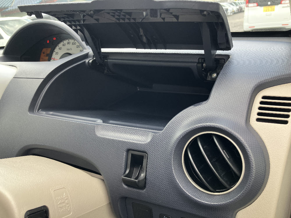 ニッサン　オッティ　S9枚目