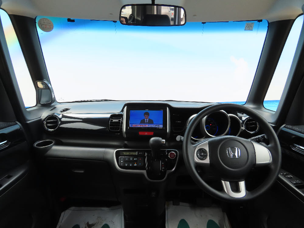 ホンダ　N BOXカスタム　GLパッケージ11枚目