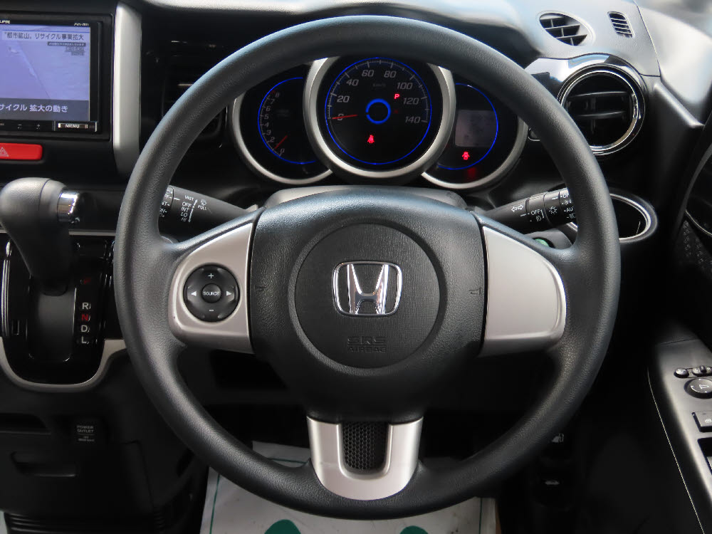 ホンダ　N BOXカスタム　GLパッケージ14枚目