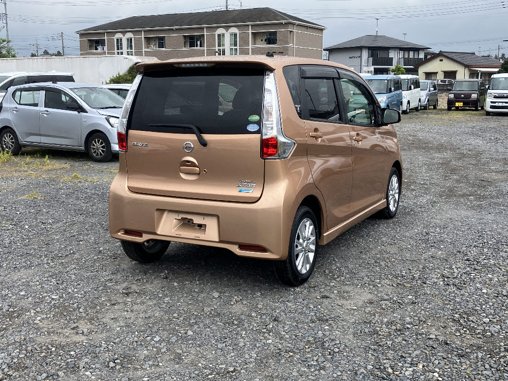 ニッサン　デイズ　ハイウェイスターX Vセレクション+セーフティ22枚目