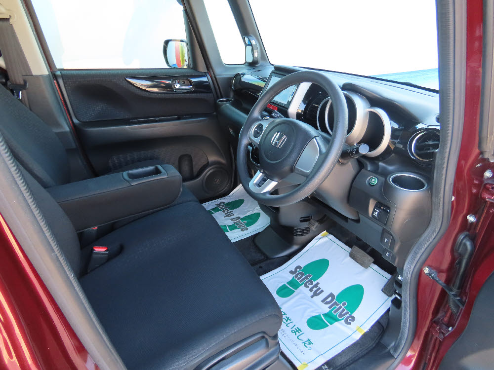 ホンダ　Ｎ ＢＯＸカスタム　G・Lパッケージ8枚目