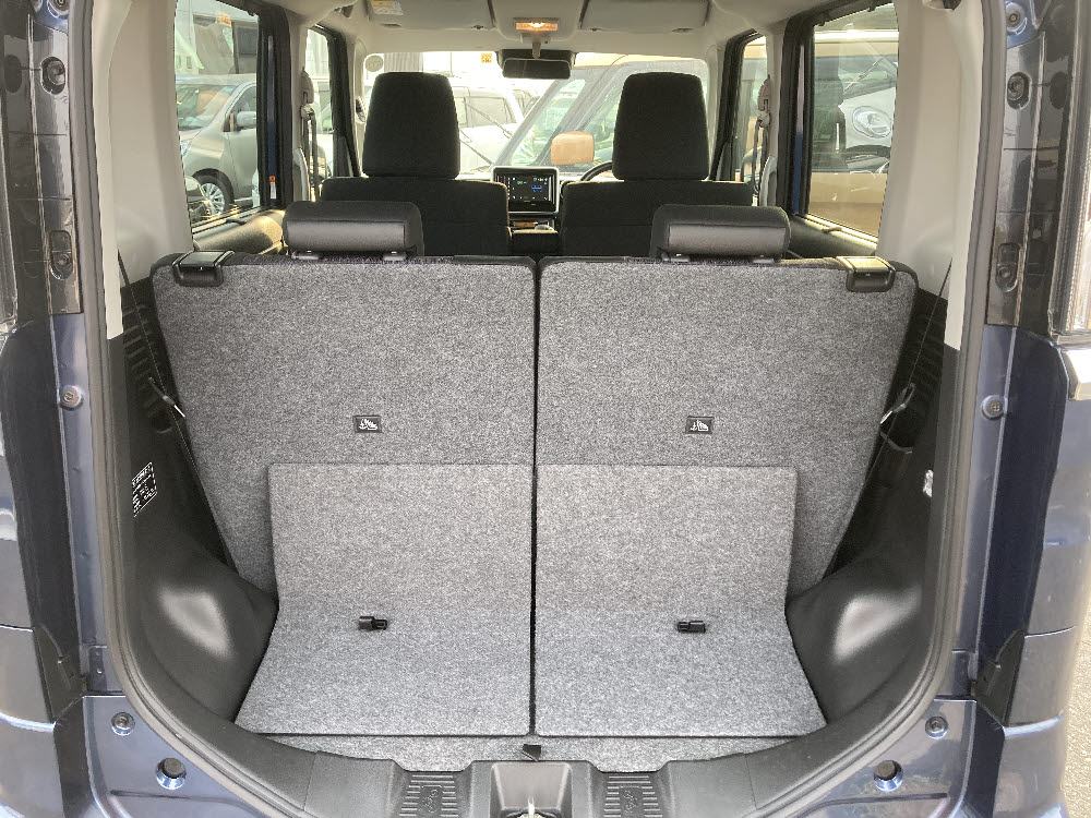 スズキ　スペーシアカスタム　HVGS9枚目