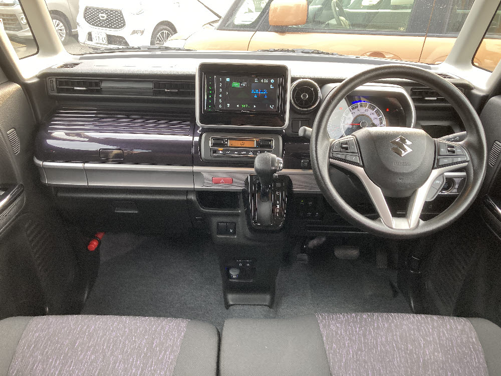 スズキ　スペーシアカスタム　HVGS10枚目